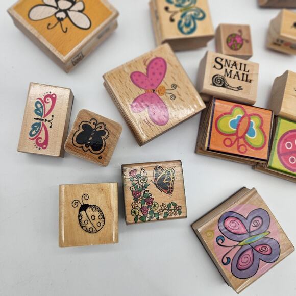 Vintage Wood Rubber Stamp Lot Butterflies Birds Ladybugs Bees Flowers Snail Mail - Picture 7 of 16
